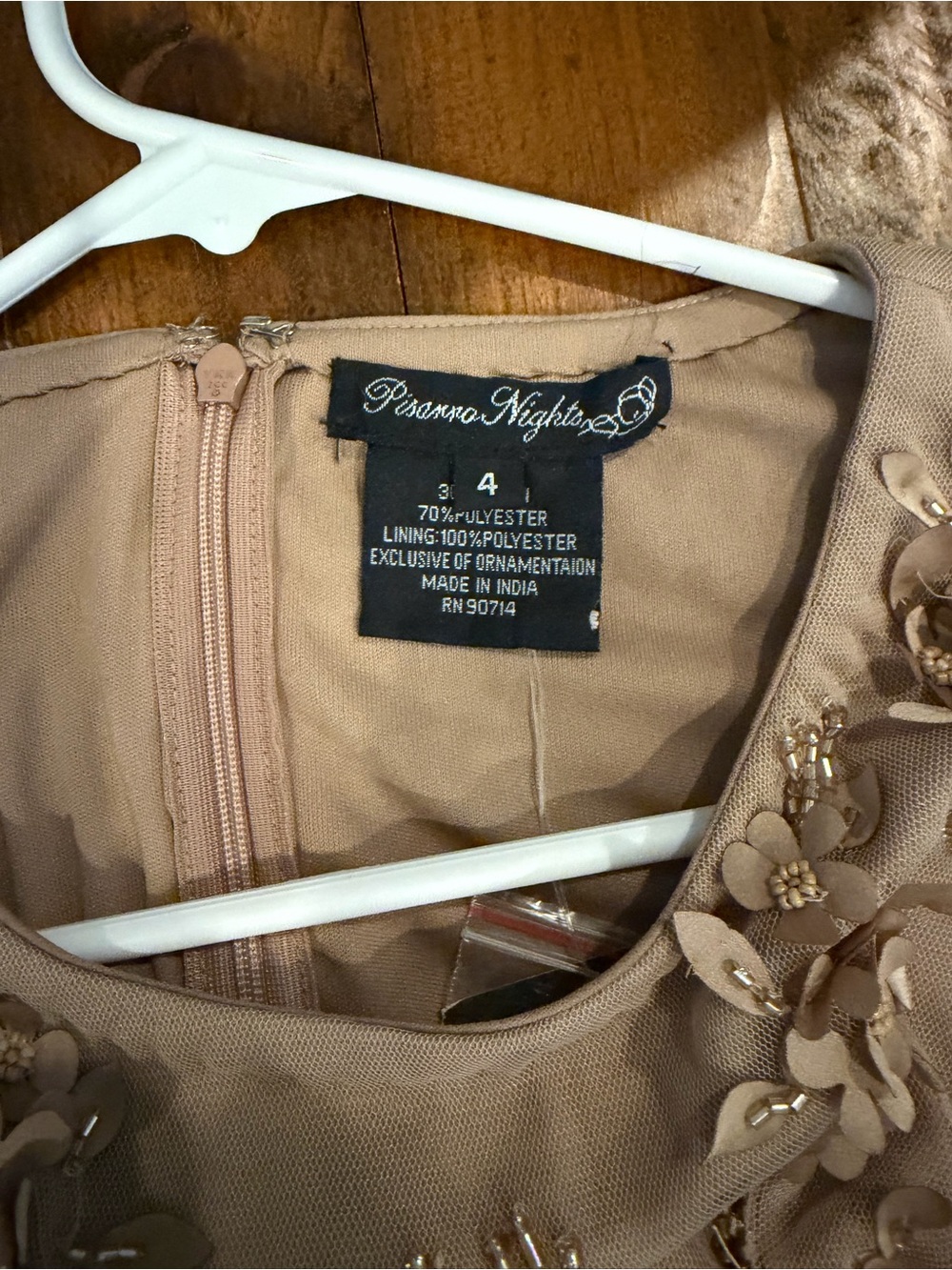 💐 Pisarro Nights Bronze Champagne Embellished Gown NWT - Picture 8 of 8